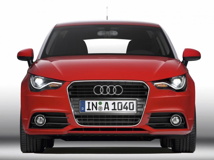  Audi A1 TFSI 2010 года  (фото 28 из 29)